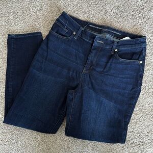 Chico’s Perfect Stretch Girlfriends Slim Leg Ankle - size 1 (M/8)